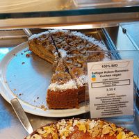 Coconut banana cake at Heller's Vegetarisches Restaurant & Cafe in Mannheim