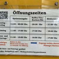 opening hours at Heller's Vegetarisches Restaurant & Cafe in Mannheim