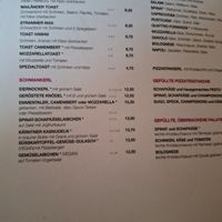 Menu 2 vegan options here at Café Aera in Vienna