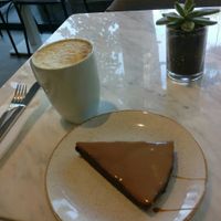 Toffy Chocolate cake at Bi Nevi Deli in Istanbul