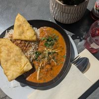 veganes Bhartha (gegrillte Aubergine in Soße, Reis, Naan) at Chili & Chai in Ravensburg