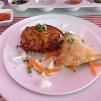 Onion Bhaji and Samosa at Tamarind in Lisbon