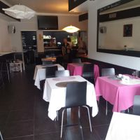 restaurant floor at Meraki - Leiria in Leiria
