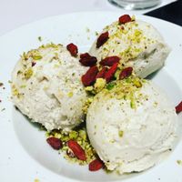 raw vegan ice cream at Restaurante Oslo in Valencia