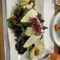 Avocado vegan cheese salad with Japanese dressing   at Restaurante Oslo in Valencia