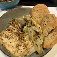 Hummus with artichoke  at Restaurante Oslo in Valencia