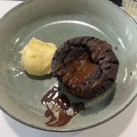 El postre: coulant y helado de maracuyá   at Restaurante Oslo in Valencia