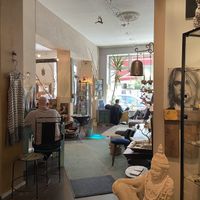 Inside  at TumaBe – Coffee and Comfort in Berlin