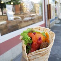 Falafel-Wrap, sehr lecker 😍 at Veggie Bros - Juliuspromenade in Wurzburg