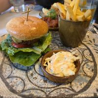Burger with fries & slaw at Ffarm Hall in Abergele