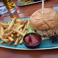 Crispy vegan burger  at Salverbräu in Pfaffenhofen An Der Ilm