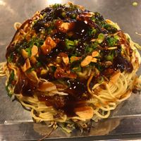 vegan okonomiyaki at Nagataya in Hiroshima
