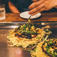 Yummy vegan okonomiyaki at Nagataya in Hiroshima