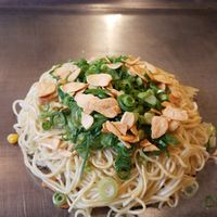 Soba, cabbage, green onions, corn, crispy garlic chips at Nagataya in Hiroshima