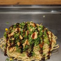 Vegan okonomiyaki at Nagataya in Hiroshima
