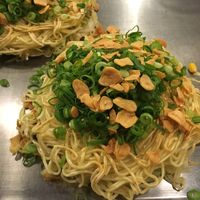 Vegan okonomiyaki at Nagataya in Hiroshima