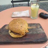 Sloppy Joe & Ginger Lemonadee  at Tabi Loo Ixelles in Brussels