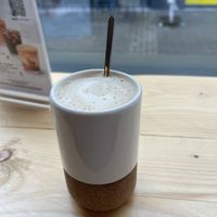Milchkaffee mit Hafermilch  at simplynata. in Mainz