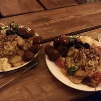 Veganer Falafel Teller (jeweils 5€)  at Fatima und die 9 Zwerge in Dresden