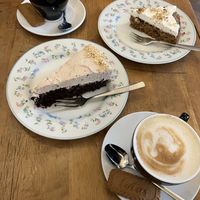 Schoko - Nougat- & Möhrenkuchen   at Black Veg in Bonn