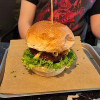 Vegan Chicken Burger mit Curry-Mango-Mayo at Tabu Siegen in Siegen