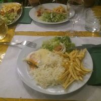 Hambúrguer ovo lacto vegetariana at Fonte da Pipa in Almada