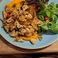 Bloomkool steak at Mykene in Leuven