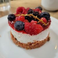 Vegan cheesecake at 'O Grin in Naples