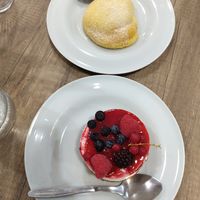 Cheesecake and Napolitan sweet at 'O Grin in Naples