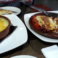 Canelóns e pementos recheos at Shangri-La in Ourense