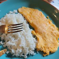 Tortilla y arroz at Shangri-La in Ourense
