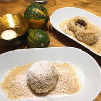 Vegane Nougat-Knödel at Milton in Salzburg
