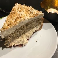 Veganer Nuss-Kuchen at Milton in Salzburg