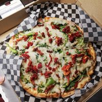 Glutenfree Pizza with Vegan Cheese at Dunn Enzie's in Kelowna