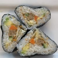 Vegan sushi “con alga" at Primavera in Guatemala City
