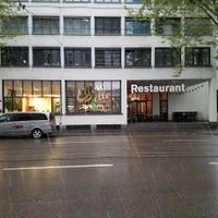 outside at Elle n' Belle in Zurich