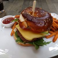 Beagle burger at Elle n' Belle in Zurich