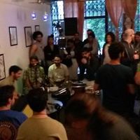 While waiting for food, a lovely band played some music. it was a great vibe. at Espaco Compasso in Porto