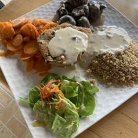Plat du jour tours végétarien at La Petite Marche in Dijon