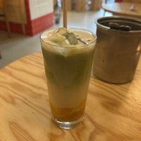 Iced Mango Matcha oat milk 6,20€  at SALZI in Wien