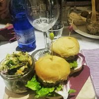 vegan burghers and salad with seeds at Micro in Cisternino