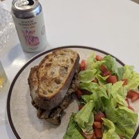 Kombucha y sandwich de milanesa de girgolas ($18.000) at Setario fungi cafe  in Buenos Aires