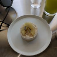Kiwi fruit cheesecake at KO VEGAN CAFE in Nagoya