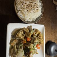 Green curry stir fry  at Muntay - Vegan Asian Kitchen in Hamburg