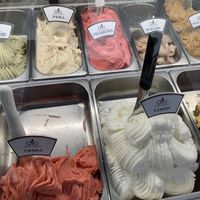 Hier die fünf veganen Eissorten   at QVO Helado Artesano in Altea