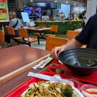 Sauteed UDON noodles at Obol Vegan Restaurant in Brossard
