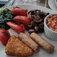 Beautifully presented. It came with two slices of toast and some margarine. The tomatoes were superb. at Poppins in Shanklin