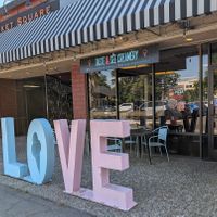 exterior at Taste & See Creamery in Redding