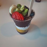 Açai "Bowl" with Mango puree, chia-seed pudding, cocoa nibs and fruit topping at OAKBERRY AÇAÍ - East Side Mall  in Berlin