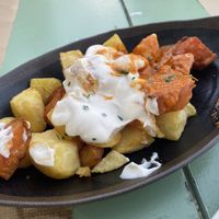 Vegan bravas  at L'Ombu Bistro S.I 🌳🌴 in Catalunya